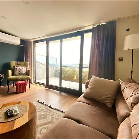 Jazzy Homes - Modern & Stylish Flat - Bosphorus View, Terrace * イスタンブール